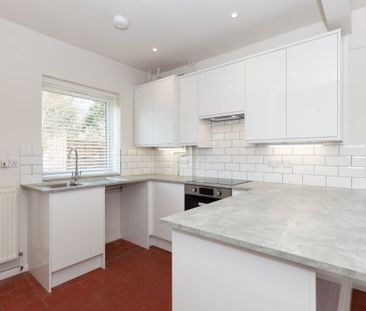 Church Road, Hinton Waldrist - Photo 4