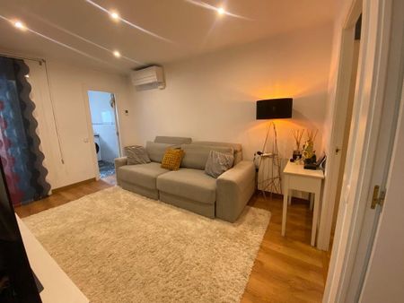 Carrer de París, L'Hospitalet de Llobregat, Catalonia 08904 - Photo 3