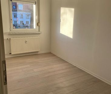 Schöne, helle 2-Zimmer-Wohnung mit Einbauküche in Uni-Nähe - Photo 4