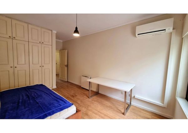 Apartamento T5 em Lisboa