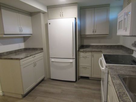 For Lease - 368 Princes Street Unit# 2, Kincardine, Ontario - Photo 2