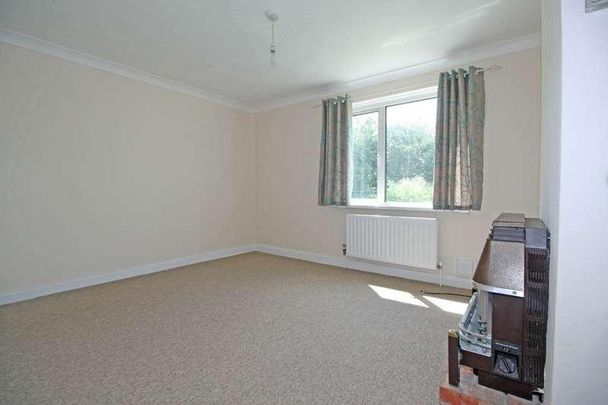 Melway Lane, Child Okeford, DT11 - Photo 1