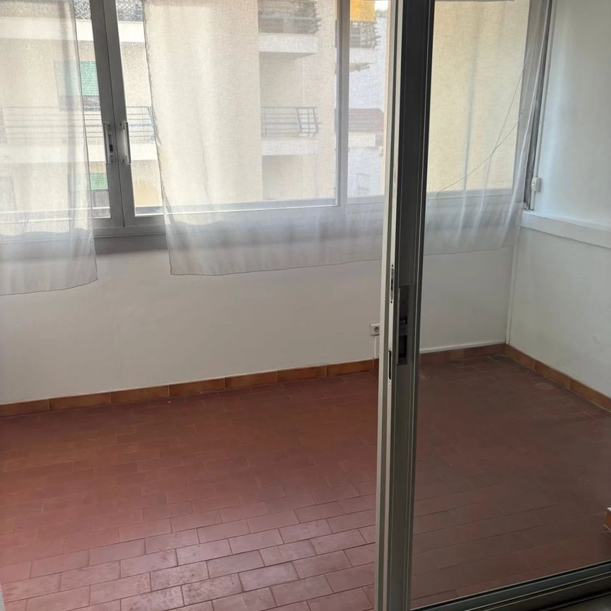 Location Appartement 1 pièce 22m² CANNES 06400 - Photo 1