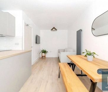 Bellcote Drive, Moldgreen, Huddersfield, HD5 - Photo 1