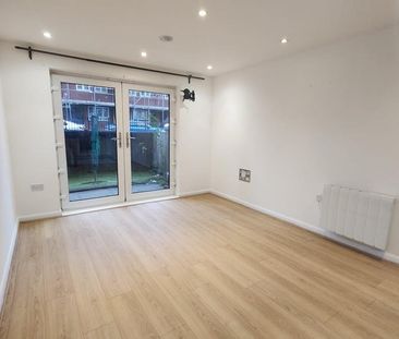 1 bedroom ground floor flat to rent - Photo 3