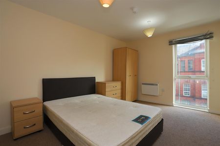 The Pulse, Old Trafford - Photo 3