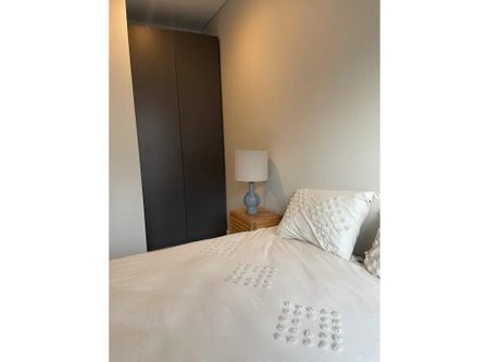 Rua de Álvares Cabral, Porto, Braga 4050-041 - Photo 3
