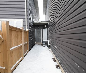 For Lease - 9 Isabella Drive, Orillia, Ontario - Photo 5