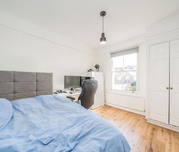 3 bedroom semi-detached house to rent - Photo 6