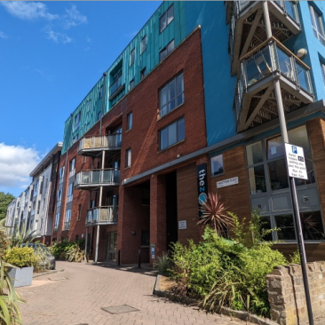 Ratcliffe Court, Bristol, BS2 - Photo 1