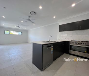 70 Glenn st, Umina Beach, NSW 2257 - Photo 2