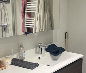 Appartement te huur in Eeklo voor € 750 met 2 slaapkamers - Photo 5