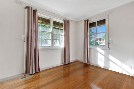 Lovely 3 Bedroom Family Home..... - Photo 3