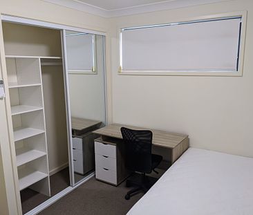 Room 2 / 3-41A Stannett Street, Waratah West NSW 2298 - Photo 2