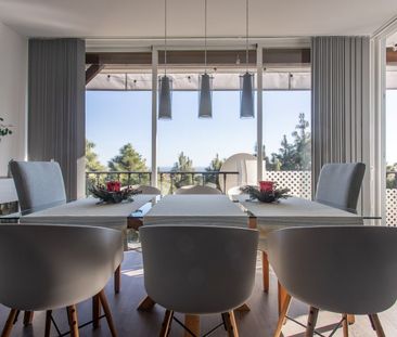 Middle Floor Apartment in Calahonda - Photo 2