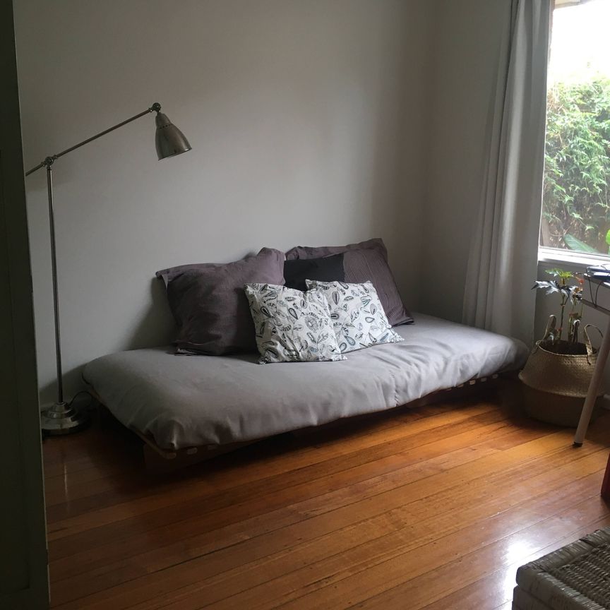 Coburg North - Photo 1