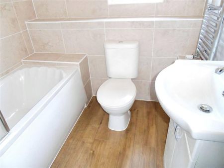 3 bedroom house to rent - Photo 4