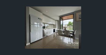 Fully Furnished Gem in the Heart of Hawthorn! - Photo 4