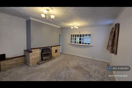 2 bedroom bungalow to rent - Photo 4