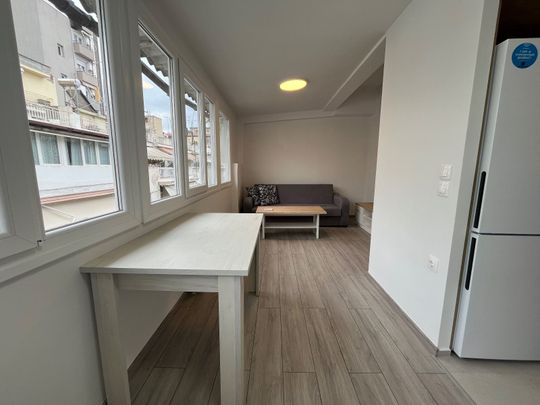 Studio/Γκαρσονιέρα για ενοικίαση Κέντρο (Χαριλάου) - Photo 1