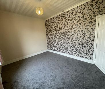 2 bed terraced house to rent in Paulhan Street, Burnley, BB10 - Photo 1