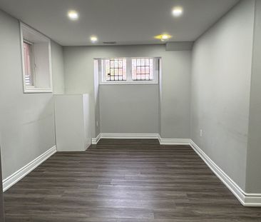 For Lease - 1215 Clifford Point, Milton, Ontario - Photo 2