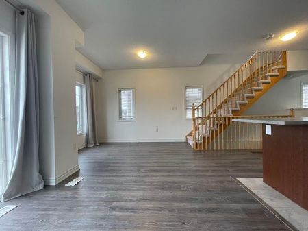 For Lease - 53 Shelburne Avenue, Wasaga Beach, Ontario - Photo 5