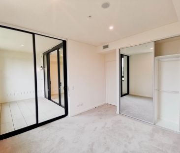 1Bedrooms, 1Bathrooms - Photo 3