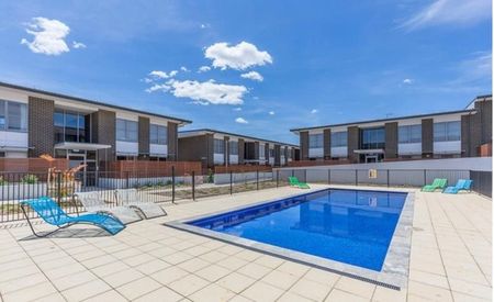 87/47 Mowatt Street, Queanbeyan - Photo 3