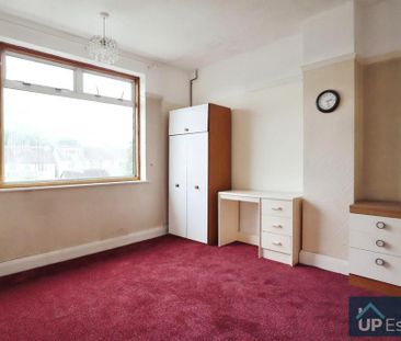 3 bedroom end of terrace house to rent - Photo 4