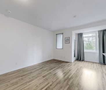 For Lease - 370 Red Maple Road Unit# 112, Richmond Hill, Ontario - Photo 2