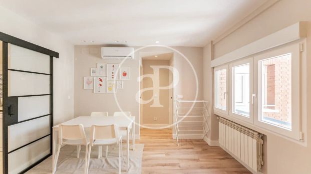 Piso de alquiler en C. de Antonio Toledano, Fuente del Berro - Photo 1