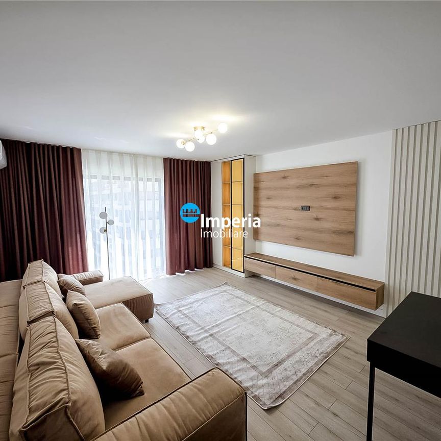 Apartament NOU, 3 camere + Parcare, Copou ! - Photo 1