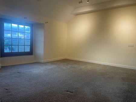 4 bedroom terraced house to rent - Photo 5