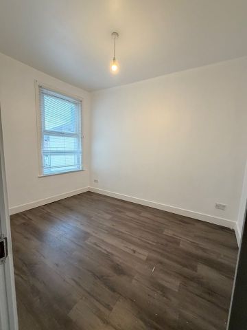 3 Bed Terraced House, Clinton Road, N15 - Photo 3