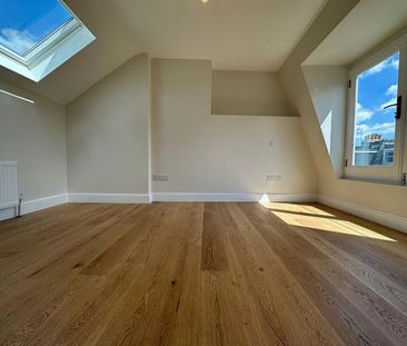 3 Bed Flat, Bishops Road, SW6 - Photo 2