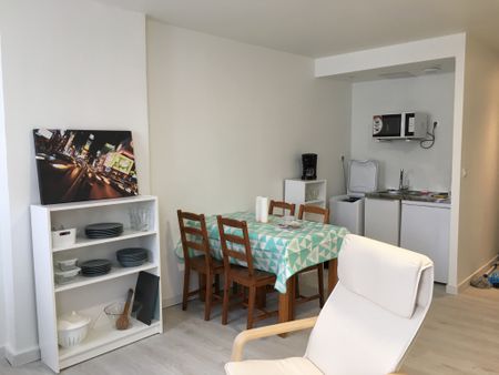 TARARE - Studio meublé - 30m² - Photo 4