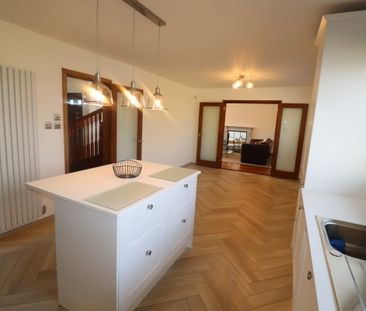 4 bedroom detached house to rent - Photo 3