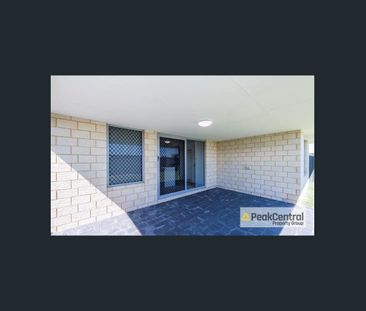 33 Moonee Street, Lakelands, WA 6180 - Photo 6