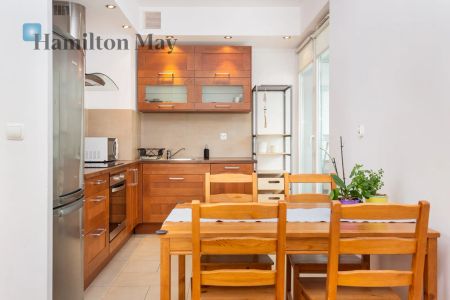 Jasne dwupokojowe mieszkanie z dużym balkonem z pięknym widokiem na Las Wolski - Zdjęcie 5