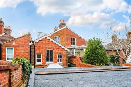 Sydenham Road, Guildford, Surrey, GU1 - Photo 4