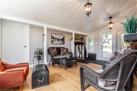 For Lease - 107 Ellis Crescent Unit# Upper, Waterloo, Ontario - Photo 4