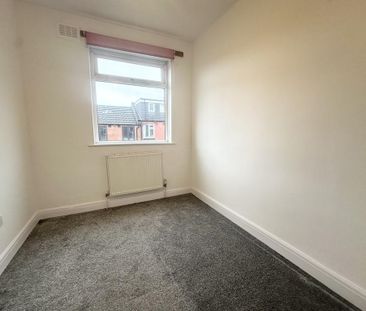 2 bedroom townhouse to rent - Photo 4