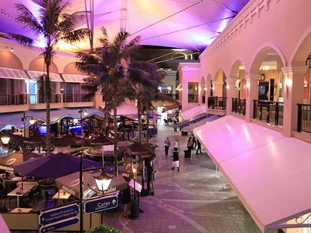 1075/23 Ferny Avenue, Surfers Paradise QLD 4217 - Apartment For Rent - $800 | Domain - Photo 2