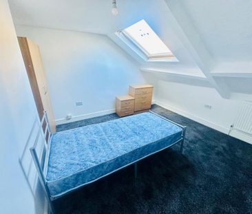 6 bedroom terraced house to rent - Photo 5