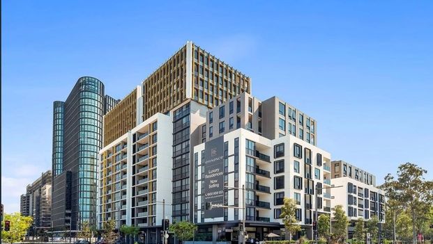 Fully Furnished Luxury 2-Bedroom Apartment in Zetland - Photo 1