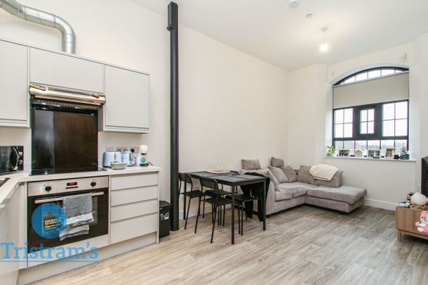 1 bed Apartment for Rent - Photo 1