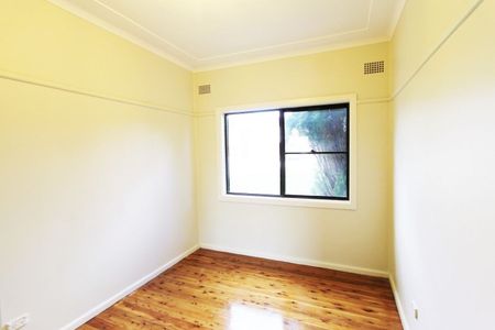 65 Gill Avenue Liverpool, NSW 2170 - Photo 2