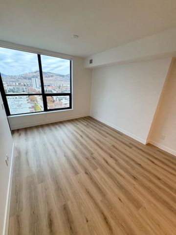 Blissful Views at Bertram – 12th Floor! - Photo 4