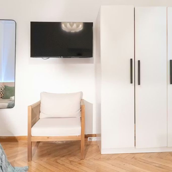 Calle Isabel La Católica, Madrid, Community of Madrid 28013 - Photo 1